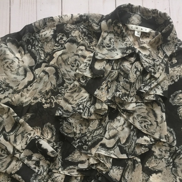 CAbi #555 Irresistible Ruffle Button Down Blouse M - Picture 3 of 7
